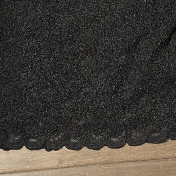 La Vie En Roseblack texturedscalloped camisolelined size Large - Picture 2 of 7